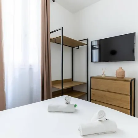 Hsh Stockholm St-lazare Magnifique 4p-1br * Paris